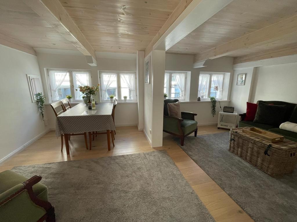 Teestuuv Apartment ฮูซุม ภายนอก รูปภาพ